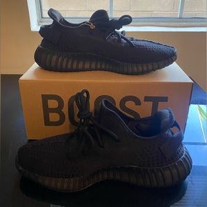 Adidas Yeezy Boost 350 V2 Onyx
